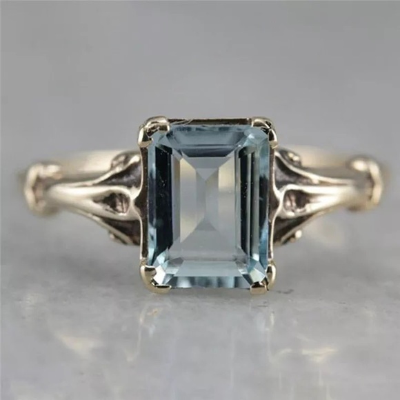 TheBoldBohemian Jewelry - NEW VINTAGE AQUAMARINE BLUE TOPAZ RING BAND